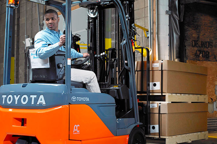 toyota electric forklift with boxes